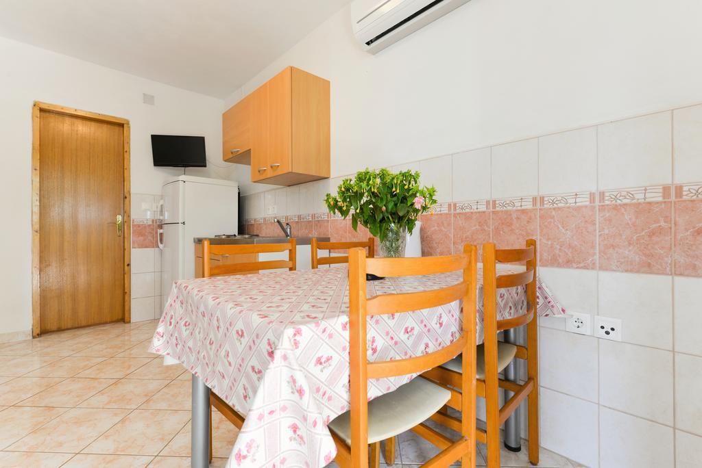 Apartments Antica - Edita Rtina Room photo